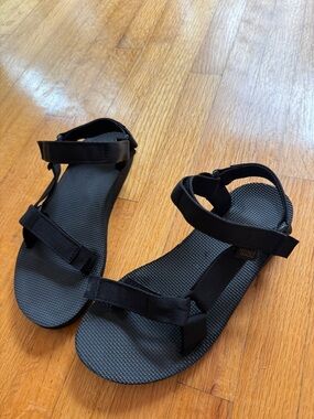 Teva Black Women's Strappy Sport Sandals